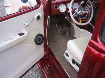 Interior and stereo