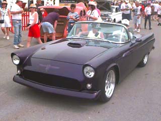 <1955 Thunderbird winner street rod >